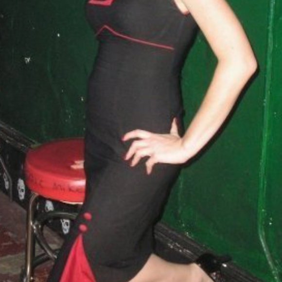 1930s Style Bombshell Stop Staring Dress-Black/Red - Picture 6 of 8